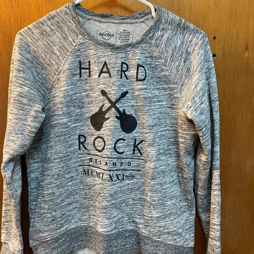 Women’s Hard Rock Cafe sweater size small. - Picture 1 of 3